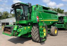John Deere S690i HM