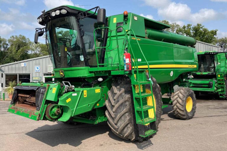 John Deere S690i HM