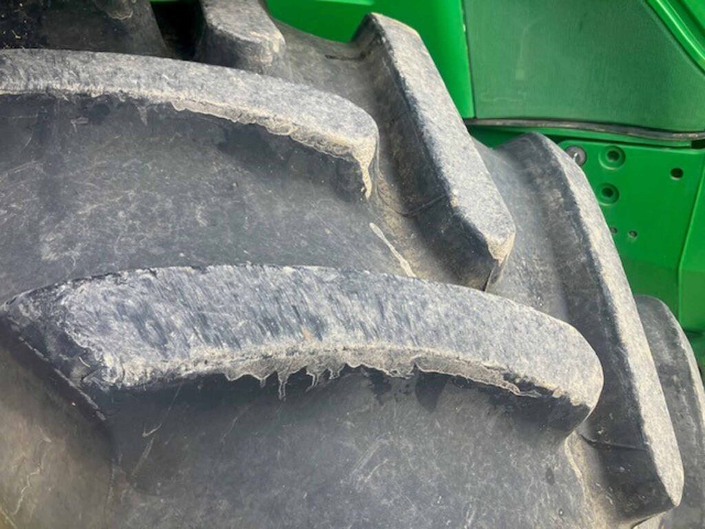 John Deere 6R 215 - Image 11