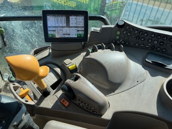 John Deere 6130R - Image 11