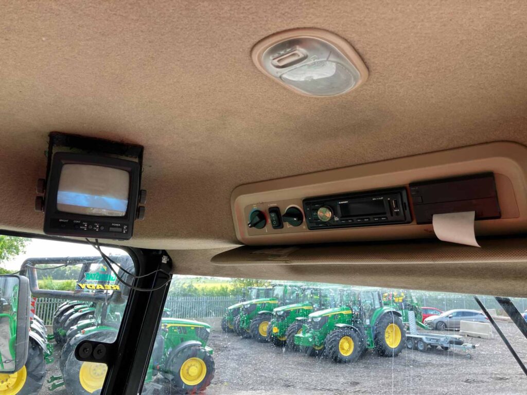 John Deere S690i HM - Image 18