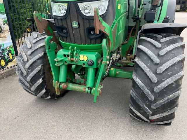 John Deere 6125R