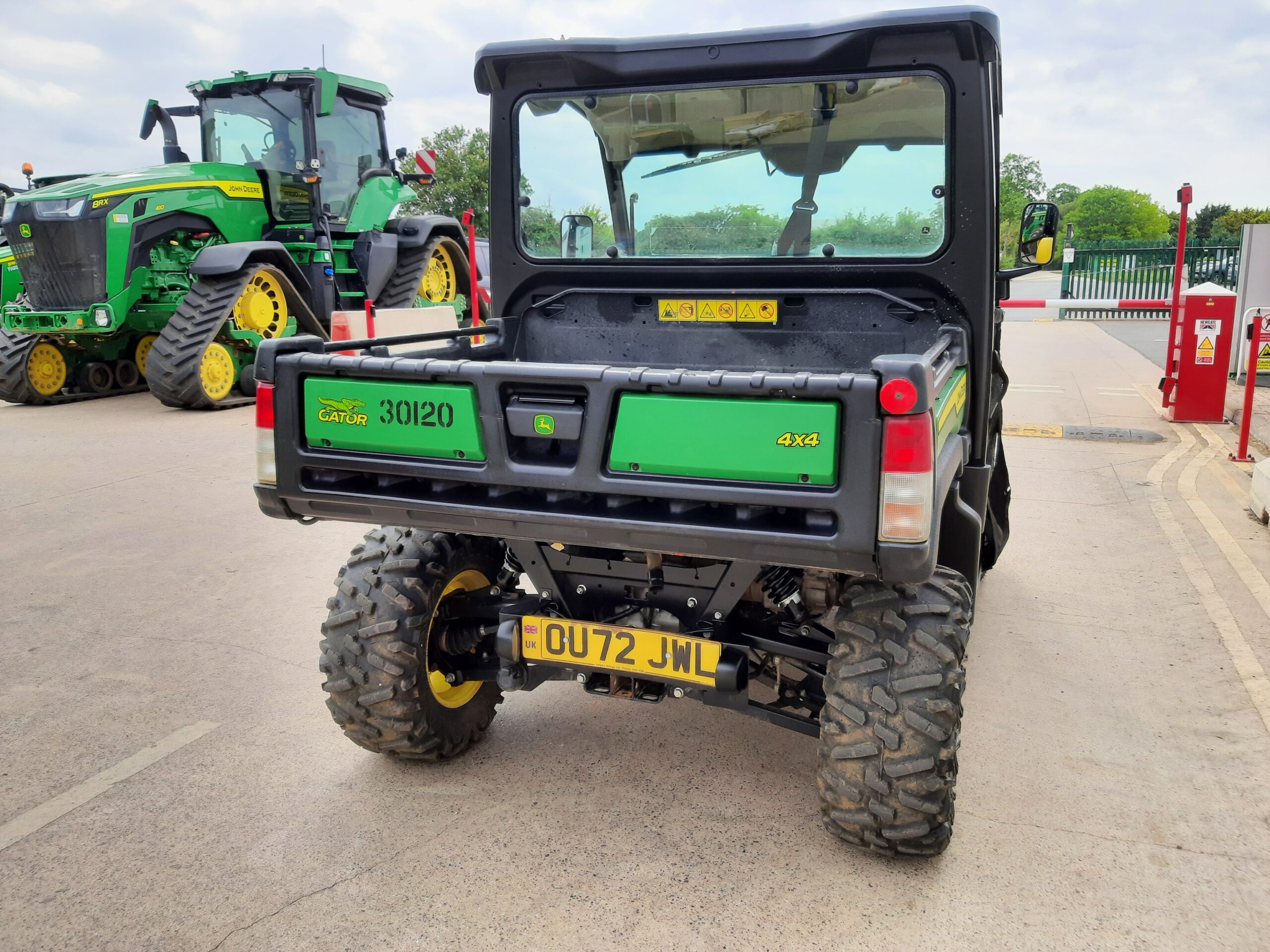 John Deere XUV865M Gator