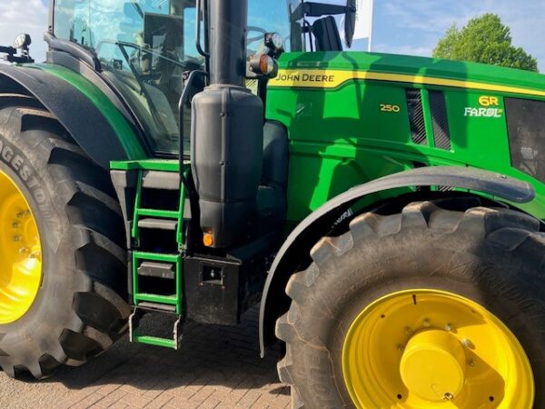 John Deere 6R 250 - Image 24