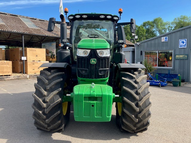 John Deere 6R 250