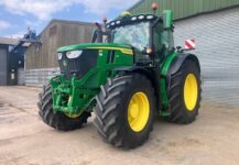 John Deere 6R 215