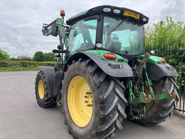 John Deere 6125R