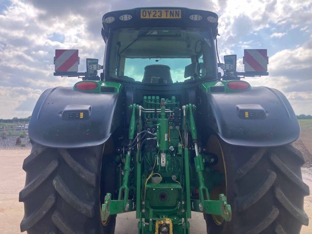 John Deere 6R 215 - Image 7