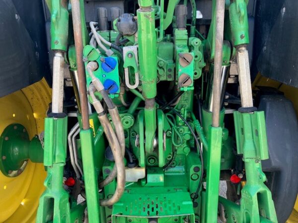 John Deere 6120M - Image 7