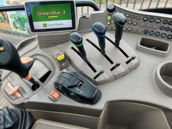 John Deere 6125R - Image 8