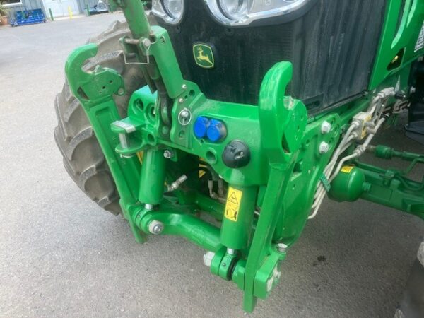 John Deere 6120M - Image 8