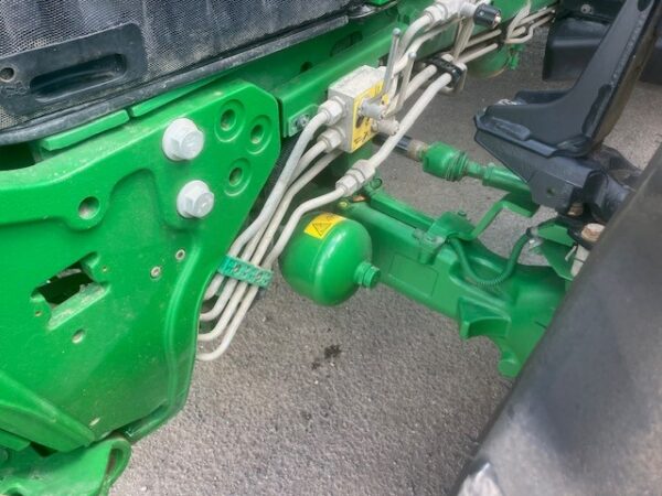 John Deere 6120M - Image 9