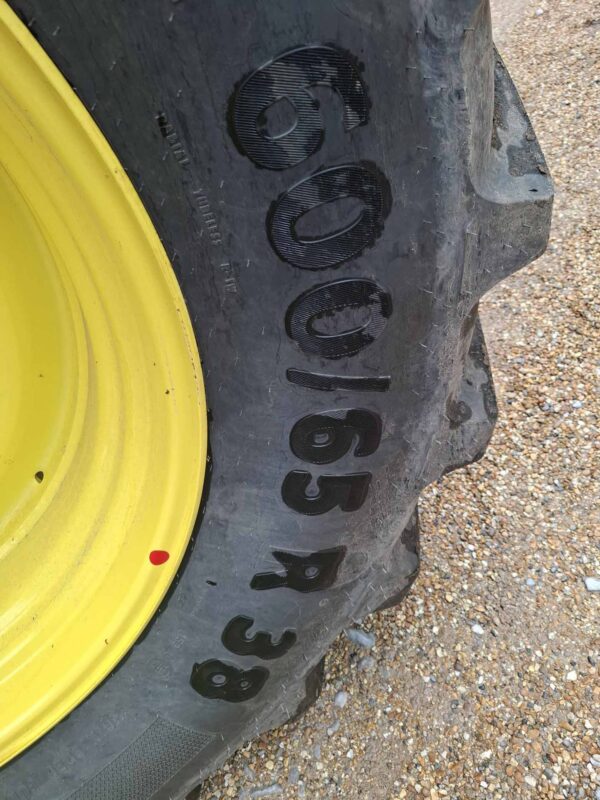 John Deere 6140M - Image 10