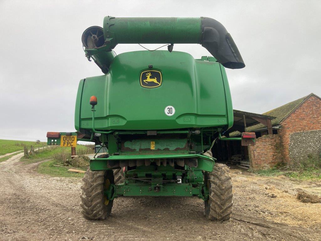 John Deere S690i HM