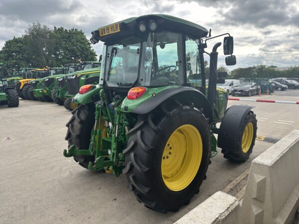 John Deere 5090M - Image 6