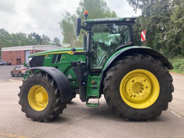 John Deere 6R 215 - Image 8