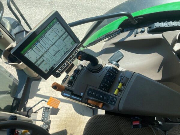 John Deere 6R 215 - Image 10