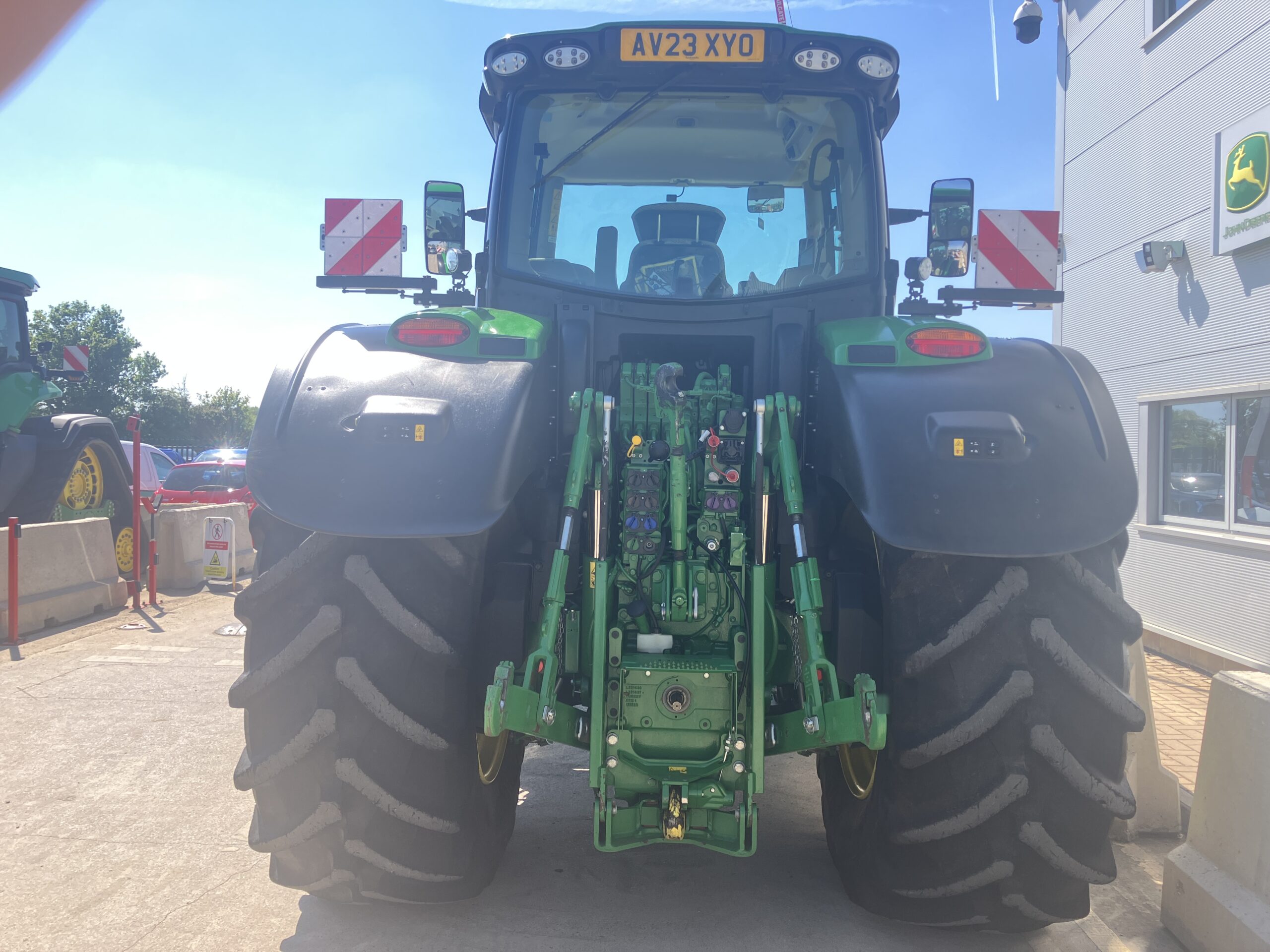 John Deere 6R 250