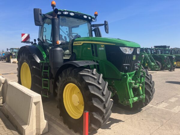 John Deere 6R 250 - Image 6