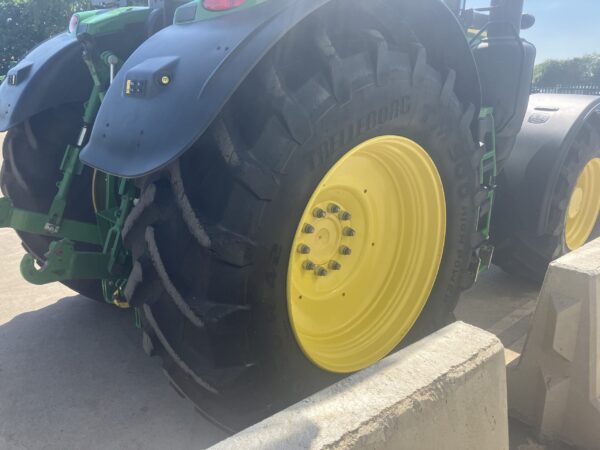 John Deere 6R 250 - Image 18