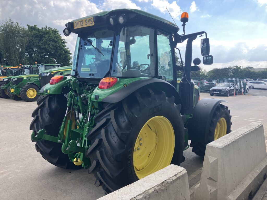 John Deere 5115M - Image 5
