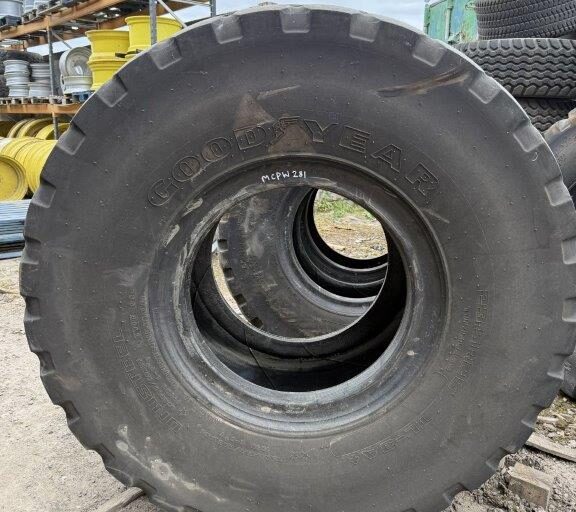 23.5X25 Goodyear TL3A+ Part worn tyres