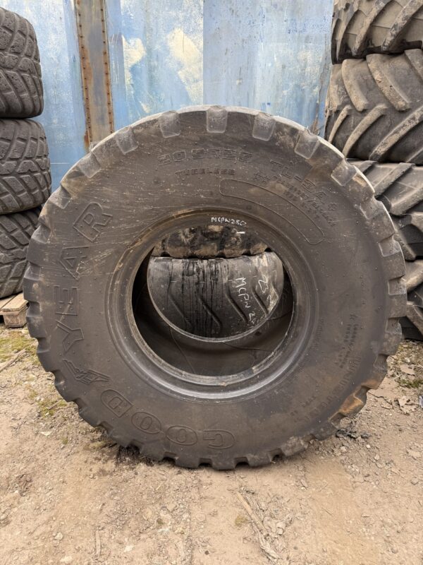 20.5X25 Goodyear TL3A+