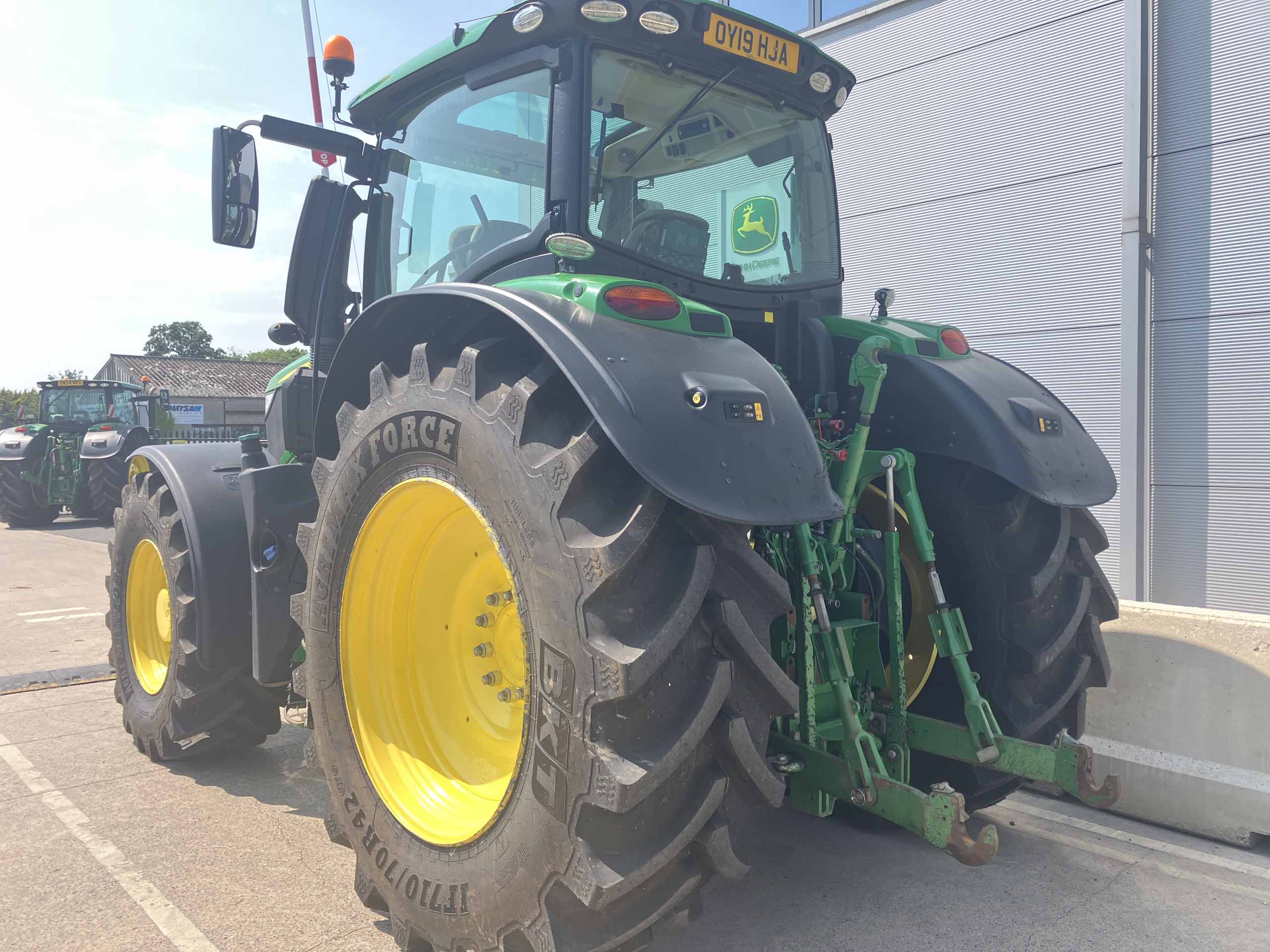 John Deere 6250R