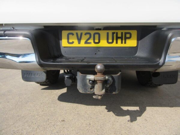 TOYOTA HILUX ICON D-4D 4WD DOUBLE CAB - Image 7