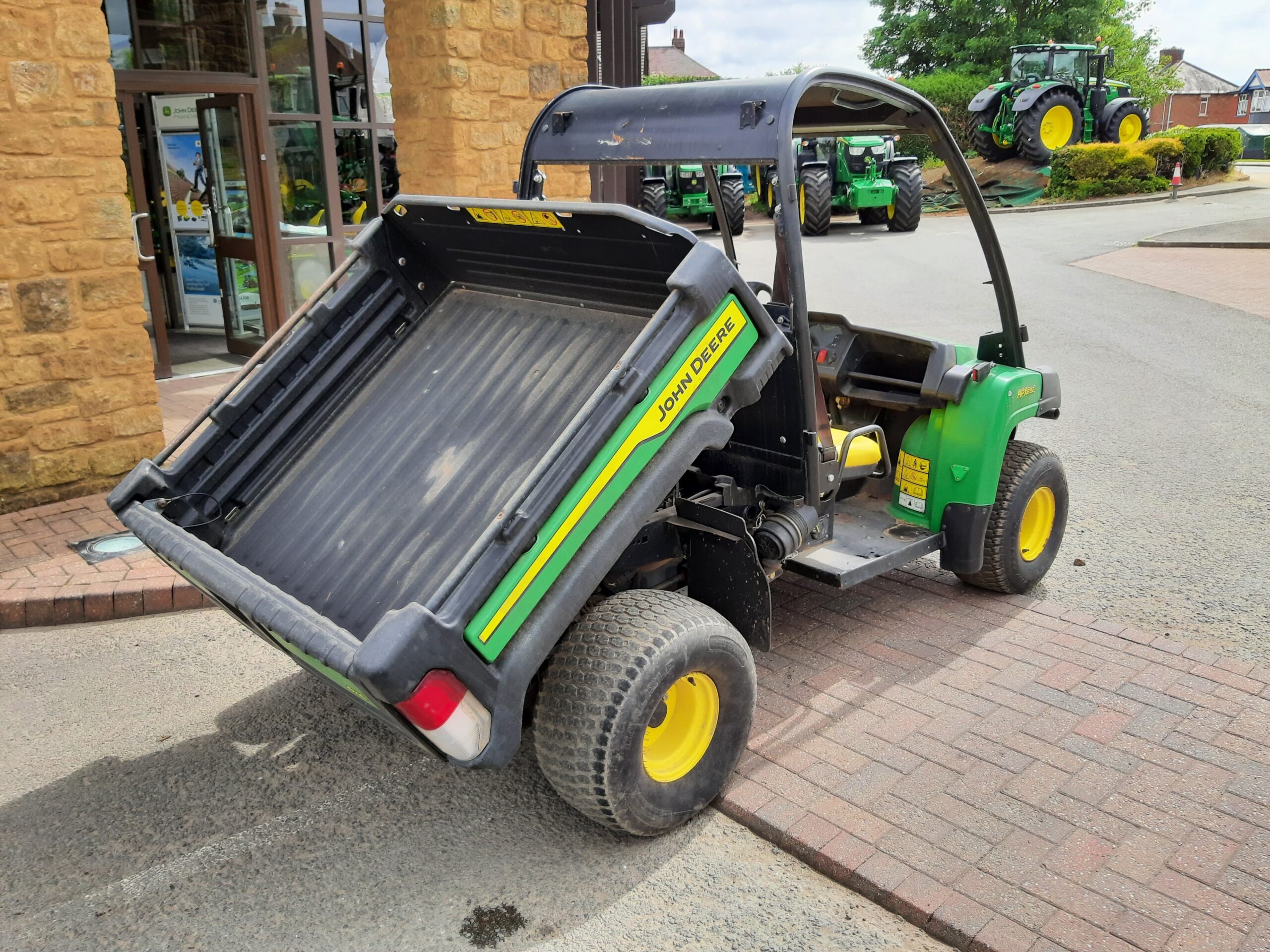 John Deere HPX815E