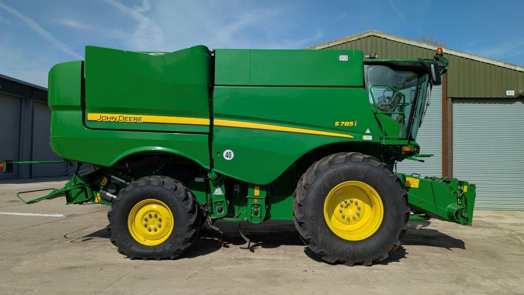 John Deere S785