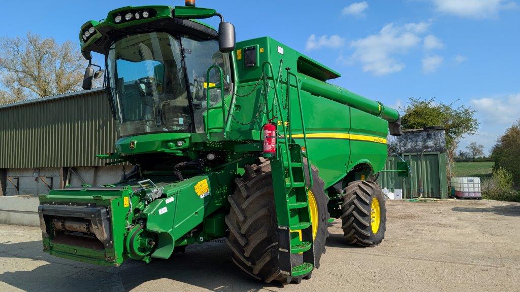 John Deere S785