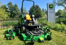 John Deere 1600T Wide Area Mower