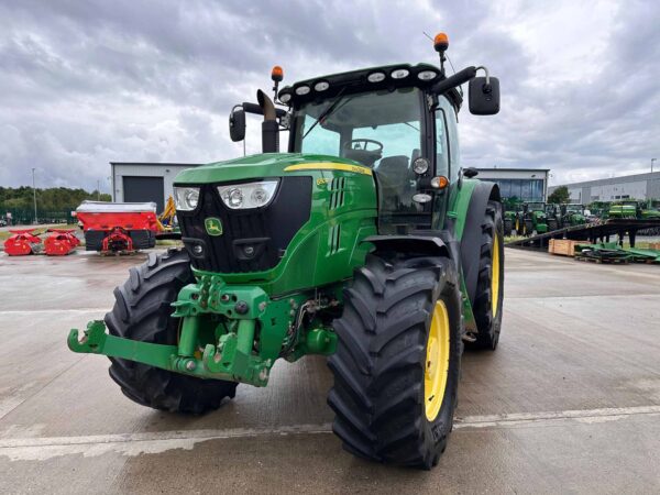 John Deere 6150R