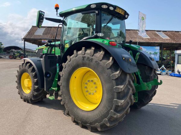 John Deere 6R 215 - Image 11
