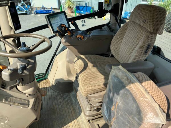 John Deere 6R 215 - Image 13