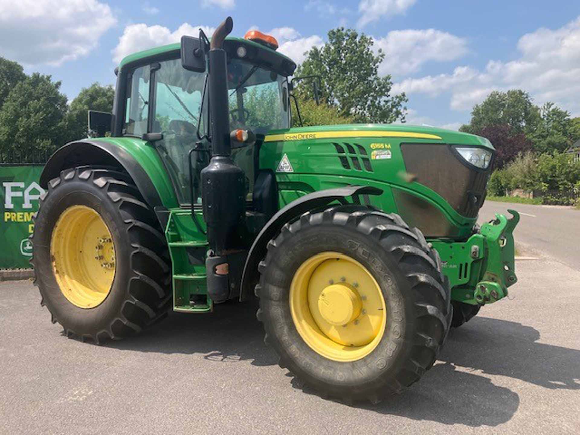 John Deere 6155M