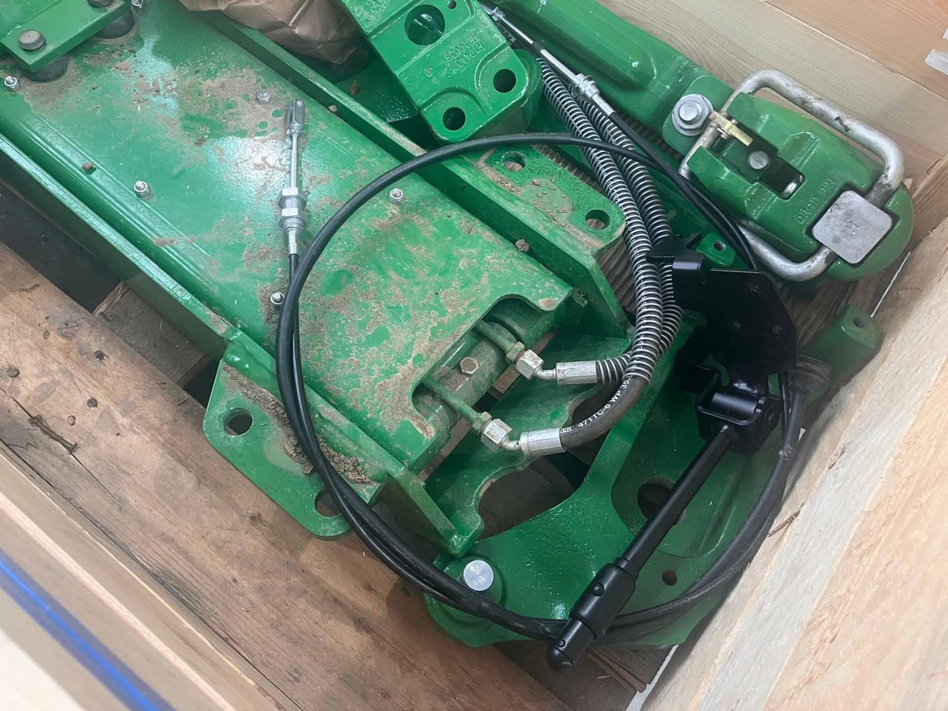 John Deere 8R
