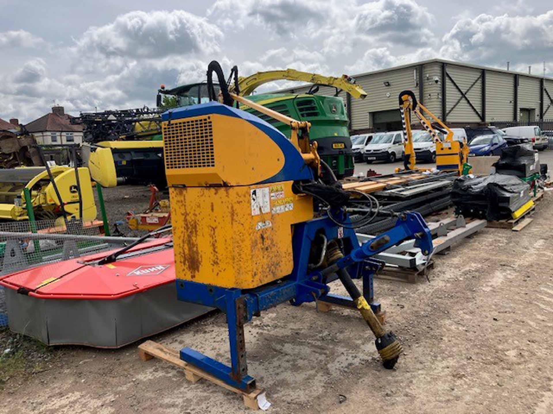 Bomford Turner Hawk 6.5T
