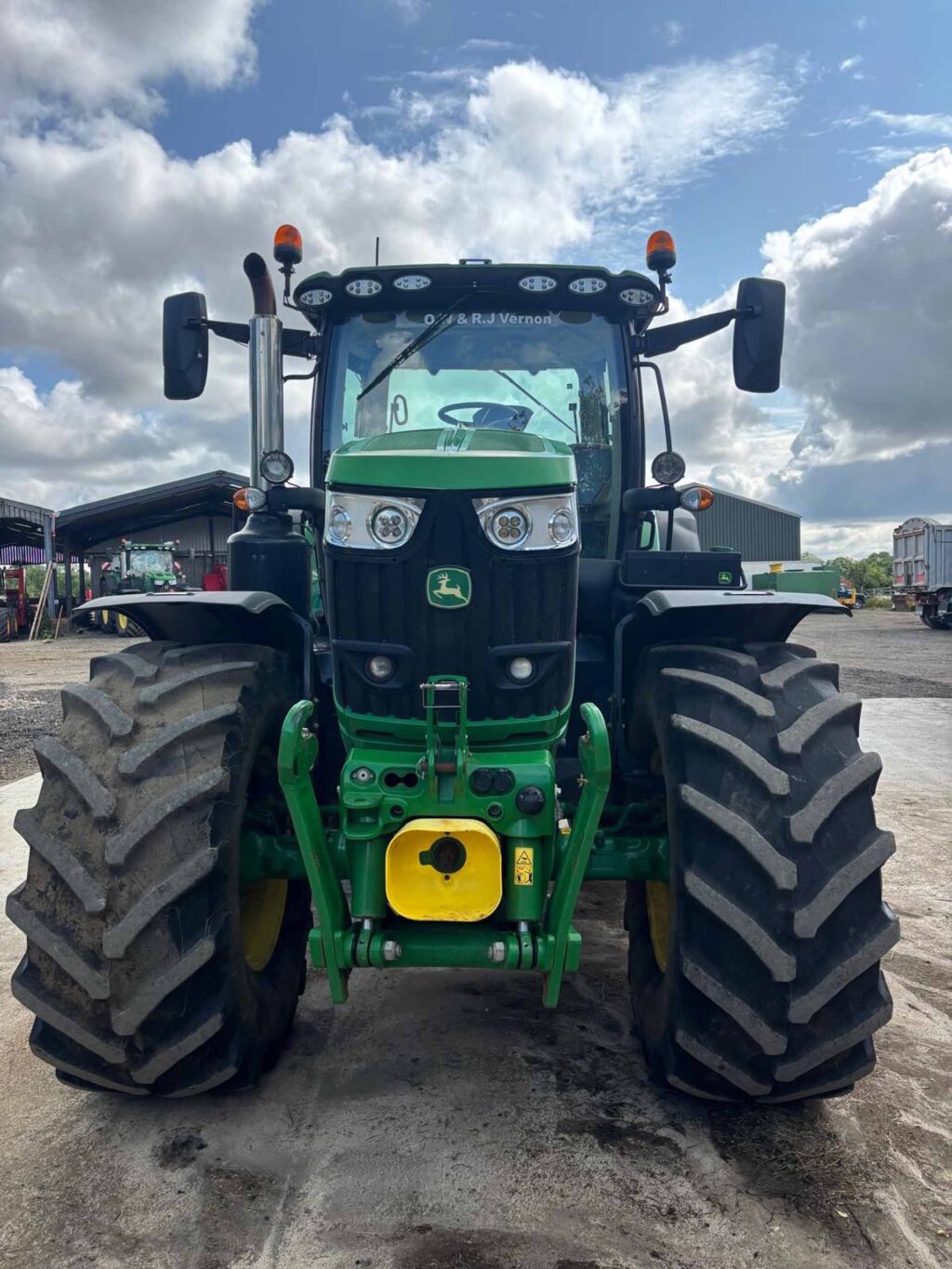 John Deere 6215R - Image 3