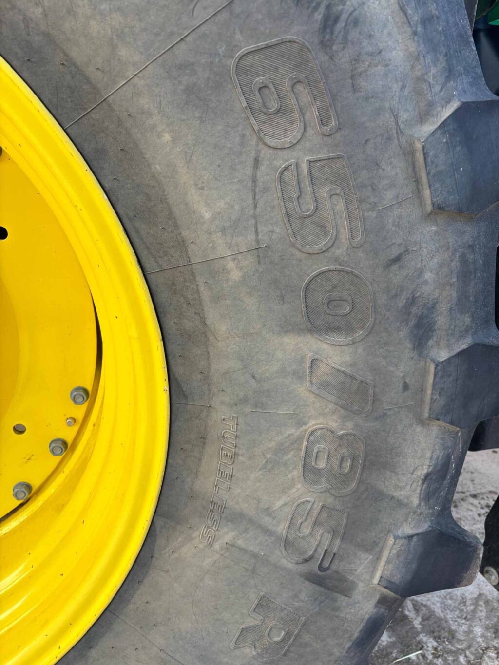 John Deere 6215R - Image 6