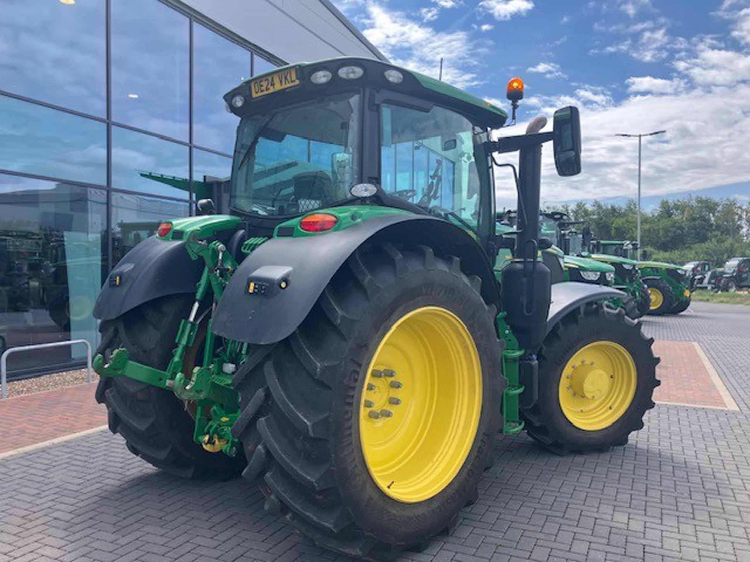 John Deere 6R 155