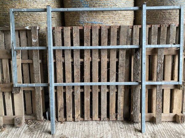 Warwick WB11B 11T Bale Trailer - Image 2