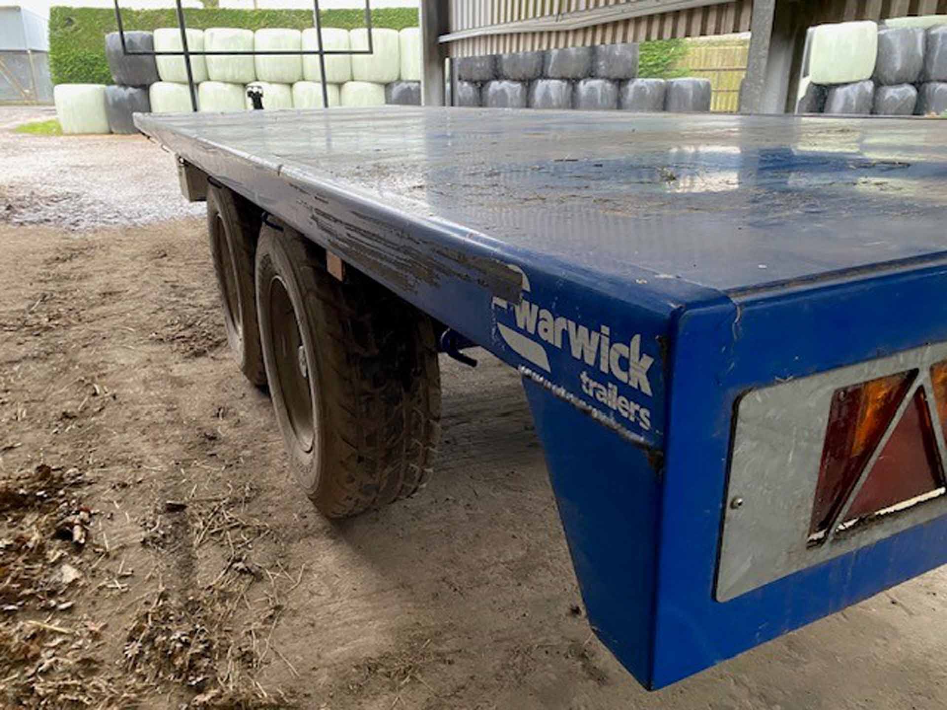 Warwick WB11B