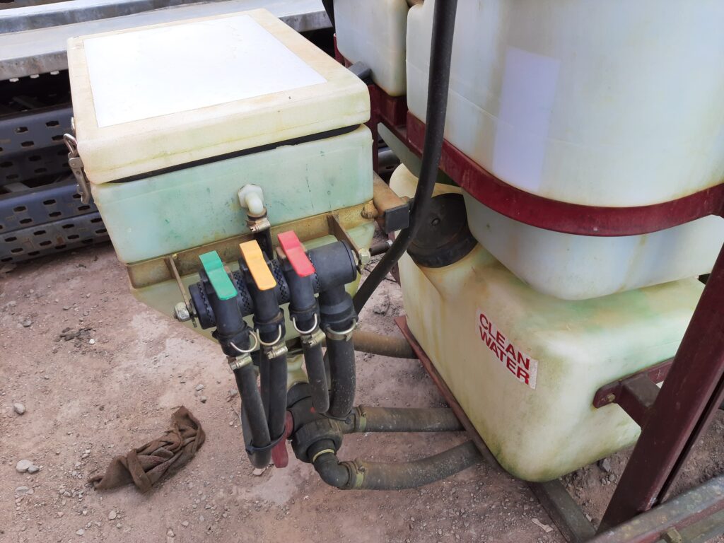 Team Club 300 Sprayer - Image 4