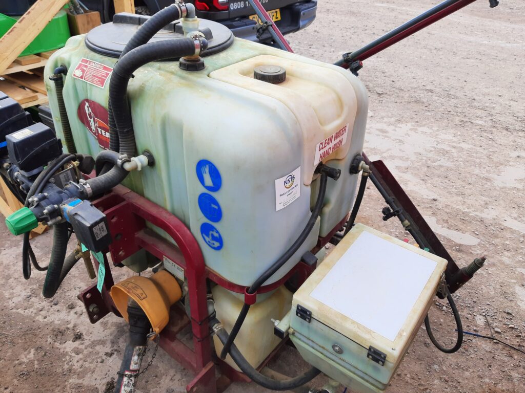 Team Club 300 Sprayer - Image 2