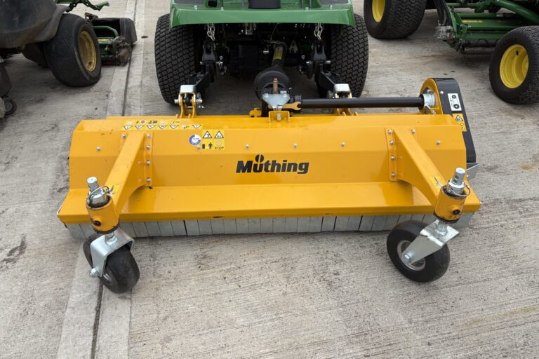 Muthing MU-FM160 JD Outfront Flail Mower