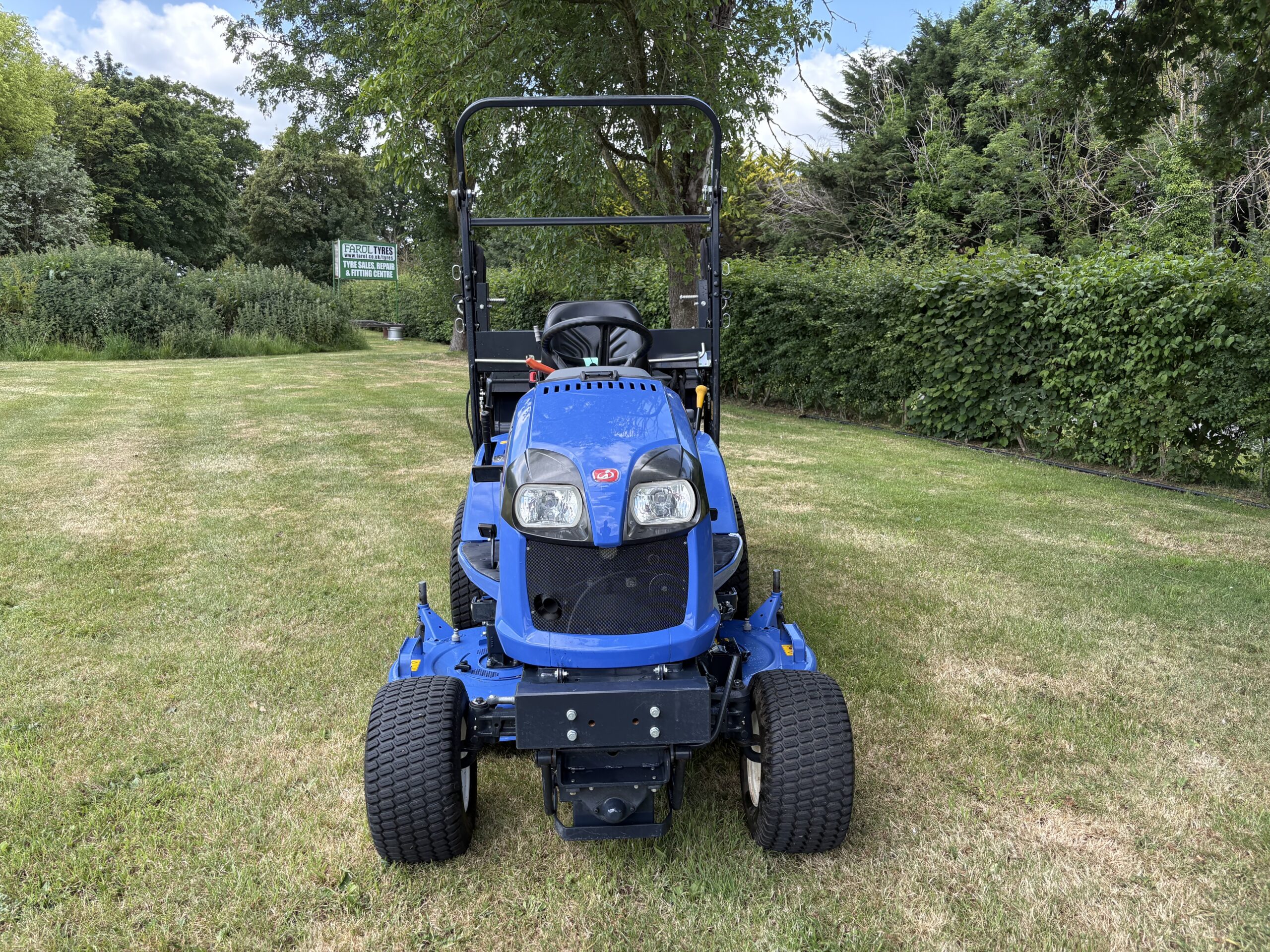 Iseki SXG326+
