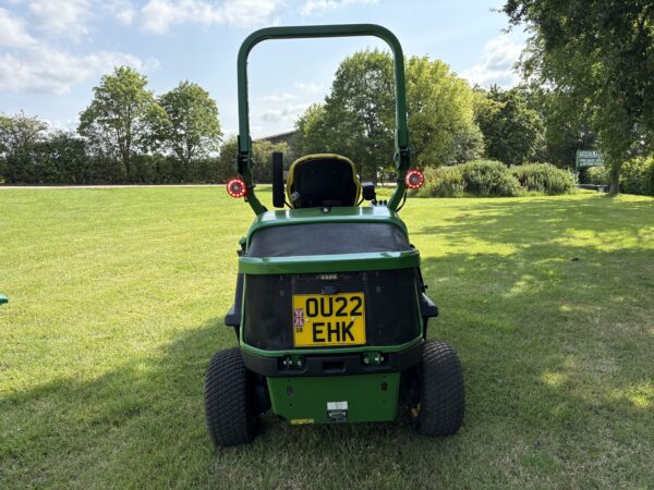 John Deere 1570 Out-Front Mower - Image 4