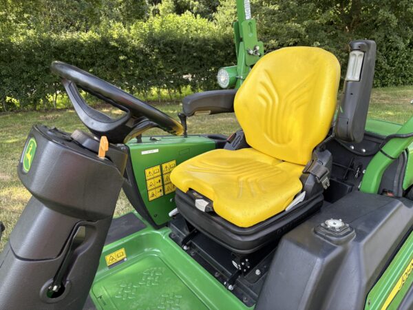 John Deere 1570 Out-Front Mower - Image 7